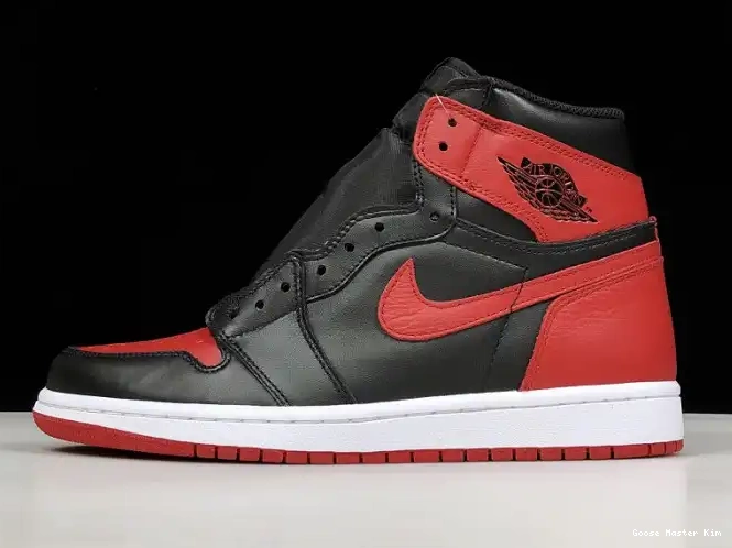 1 555088-001 Retro Banned Jordan OG High Air 0515